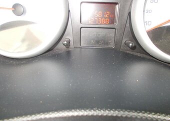 Peugeot 206 206 + 1,1 44KW,nová STK benzín manuál 44 kw - 11