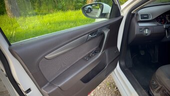 Passat B7 2.0TDi 103kw Highline - 11