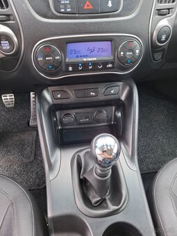 Hyundai IX 35 PREMIUM 1.6 GDI benzin - 11