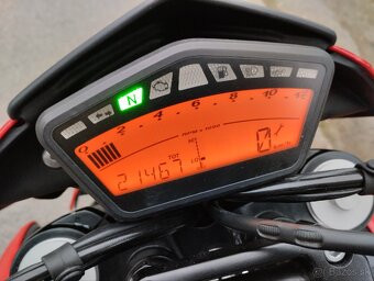 Predám DUCATI 796 HYPERMOTARD v tp 35 kW - 11