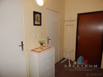 EXKLUZÍVNE-SPEKTRUM REALITY- Na Predaj 2-izbový byt, 50 m2 s - 11