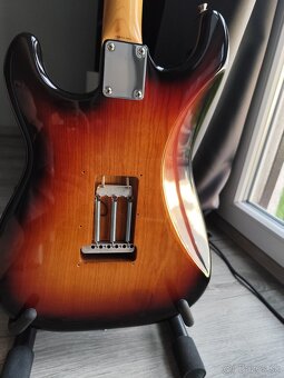 Fender Stratocaster ST-68 CIJ 1999 export - 11