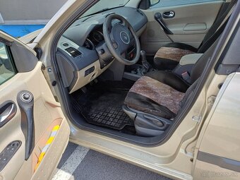 Renault Megane II sedan 1,6 benzín - rok 2008 - Klimatizácia - 11