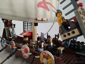 LEGO 7018 Viking Ship challenges the Midgard Serpent - 11