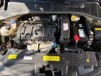 Peugeot 301 1.6 85kw Style - 11