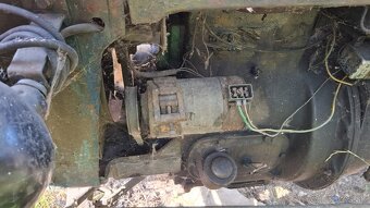 Predám ZETOR 25, funkčný s príslušenstvom - 11