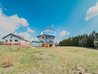 Rodinný dom s pozemkom 3 401 m2 - Malé Ripňany - na predaj - 11