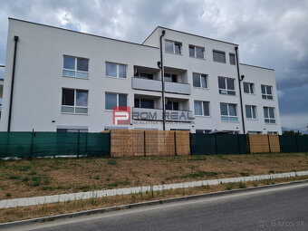 Na prenájom pekný svetlý zariadený byt Ivanka pri Dunaji - 11