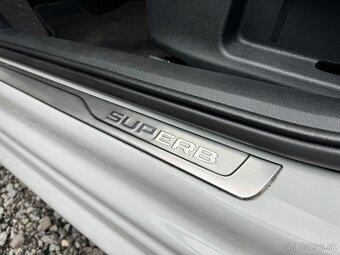 Škoda Superb Combi 2.0 TDI SCR Active DSG - 11