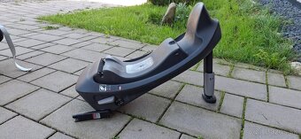 Vajíčko Cybex aton s2 + zakladňa Base one + náhradne poťahy - 11