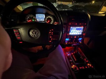 Volkswagen Touareg 5,0 TDi V10 - 11