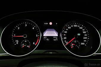 Volkswagen Passat Variant 2.0 TDI DSG EVO Elegance - 11