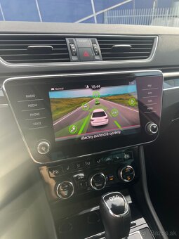 Predam Škoda Superb Combi L&K Facelift 2.0TDI DSG - 11