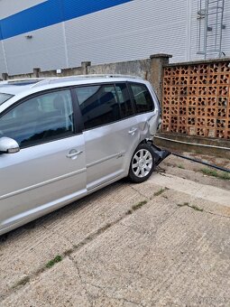 VW Touran 2,0tdi 125kw DSG - 11