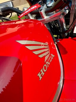 HONDA VFR 750f RC36 motor V4 1996 - 11