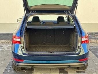 Škoda Superb Combi 2.0TDI DSG Style Virtual Kamera 2022 TOP - 11