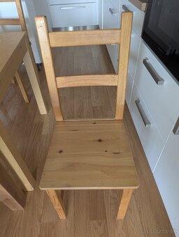 Predám starú (r. 2013) sadu IKEA kuchynský stôl + 4 stoličky - 11