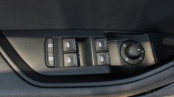 Škoda Superb Combi 2.0 TDI SCR L&K 4x4 DSG - 11