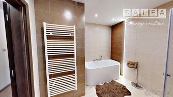 5-izbový Bungalov 226m2 na pozemku 886m2. Kajal - 11