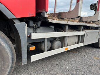 Volvo FH13 540 s hydraulickou rukou pro přepravu dřeva - 11