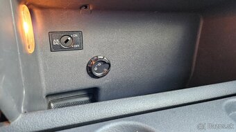 Volkswagen Touran 1.6 tdi dsg - 11