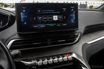 Peugeot 3008 1.6 Hybrid4 GT 300k e-EAT8 - 11