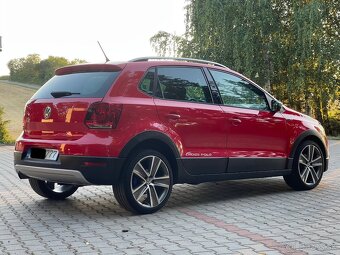 VW POLO CROSS R-line 1.6TDI 66kw - 11