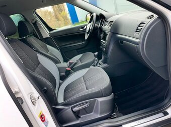 Škoda Yeti 2.0 TDI 4x4 Adventure White Black Edition - 11