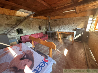 Chalupa v horskej obci Krokava - 11