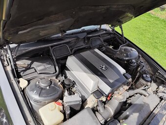 BMW e38 735i - 11