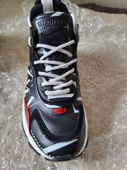 Valentino Garavani Bounce 100% original - 11