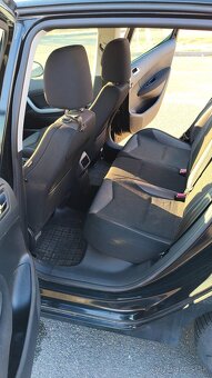 Peugeot 308 - 11