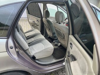 Renalt scenic 1.6 16v rok. 2003 - 11