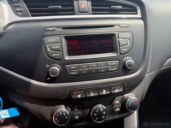 Kia Ceed SW 1.6 CRDi 136k First Edition - 11