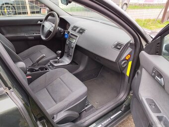 Volvo S40 2.0D, 100kw, 2004 - 11