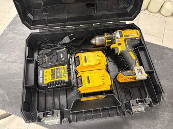 Makita Herman Dewalt - 11