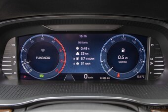 Škoda Octavia Combi 2.0 TDI Scout 4x4 DSG - 11