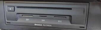 škoda Octavia Combi RS 4x4 DSG6 - 11