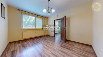 HALO reality - Predaj, trojizbový byt Rožňava, J. A. Komensk - 11