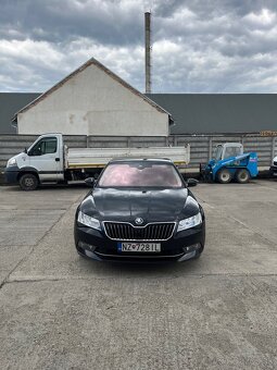 Škoda Superb - 11