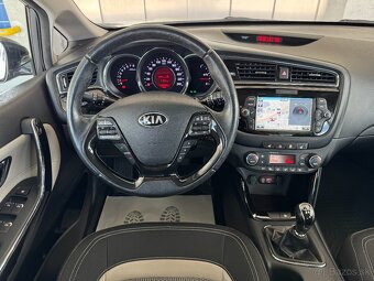 Kia Ceed 1.4i facelift 2016 Gold výbava - 11