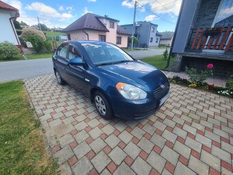 Hyundai accent 1.4 i 2007 - 11