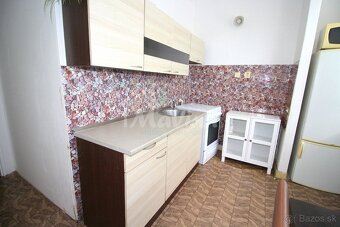 PRENÁJOM 2 izb BYT 50m2 Makarenkova ul. Partizánske - 11