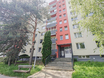 NA PREDAJ veľký 3 izbový byt - Klokočina - 11