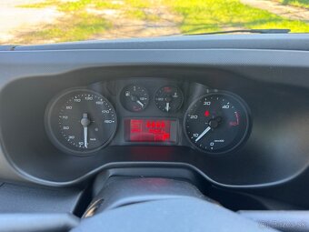 Iveco Daily 2.3 klima automat  6miestne - 11