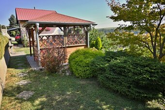 Zľava: Zariadená rekreačná chatka Kunov - okr. Senica - 11