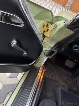 Mercedes-Benz SLC 350 V8 1978 EU verzia RECARO VETERAN C107 - 11