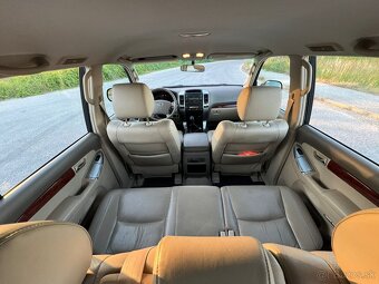Predam Toyotu Land Cruiser 120 D-4D - 11