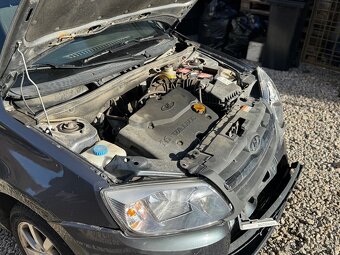 Lada Granta 1.6 benzin 2017 70000km 1.majitel POJAZDNÉ - 11