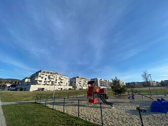 3i. byt 82m, 1x GP, rezidencia KOLÍSKY, ul. Ota Holúska, ZB - 11